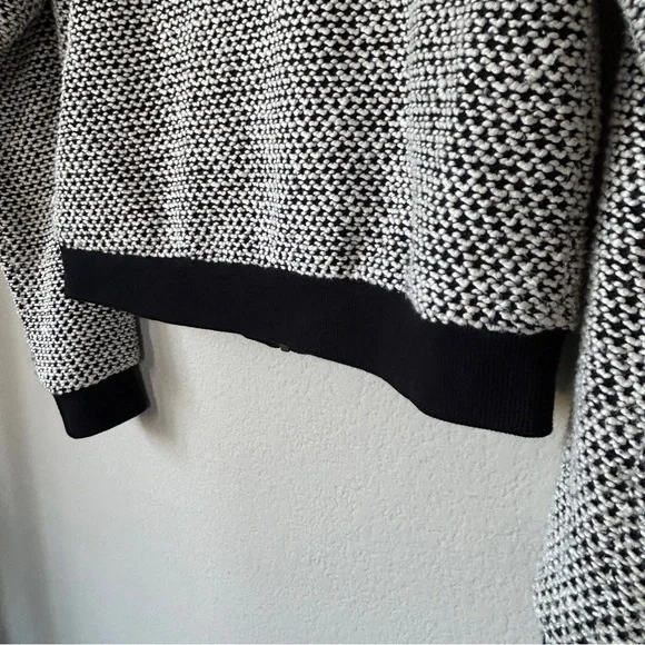 Marine Layer Birdseye Bomber JacketXSBlack & White Textured Zip-Up EUC
